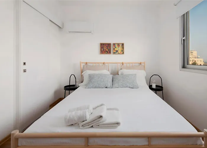 Apartamento Amazing Two Bedroom Lárnaca